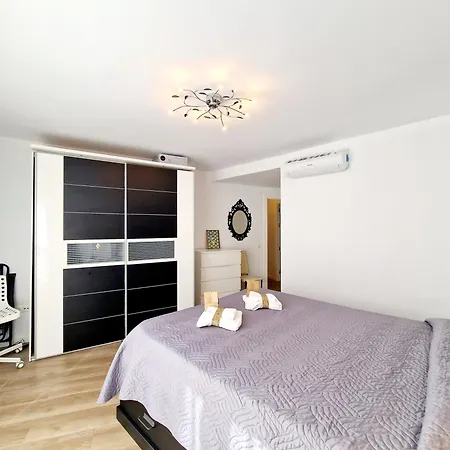 Apartamento Light & Sea In Calahonda *